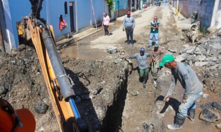 Avanzan mejoras en el sistema de aguas servidas en Santa Bárbara