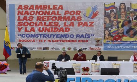 Asambleas populares en Colombia apoyan las reformas de Petro