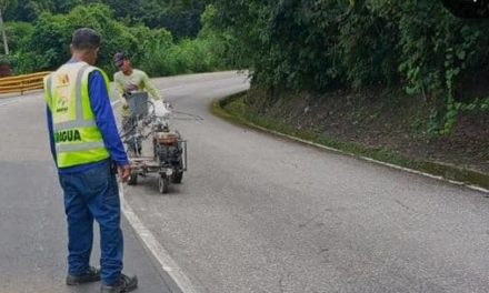 Ejecutan trabajos de rehabilitación en carretera Maracay-Ocumare