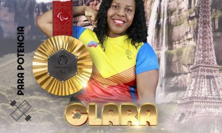 Presidente Maduro saluda el oro paralímpico de pesista Clara Fuentes