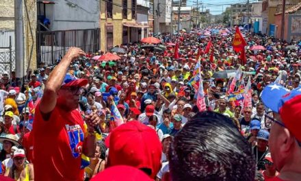 Concentraciones en diferentes estados del país para celebrar dos meses del triunfo de Nicolás Maduro