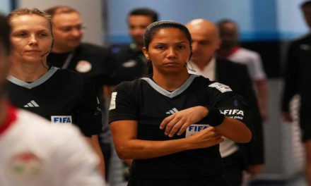 Árbitra criolla, Oriana Zambrano hizo historia en el Mundial de Futsal