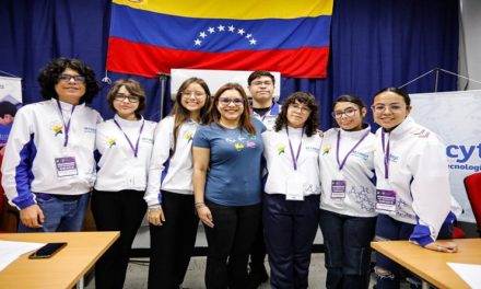 Delegación venezolana avanza en Olimpiadas Mundiales de Astronomía 2024