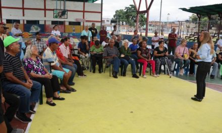 Abuelos celebraron aniversario de Ley Protección de los Adultos Mayores