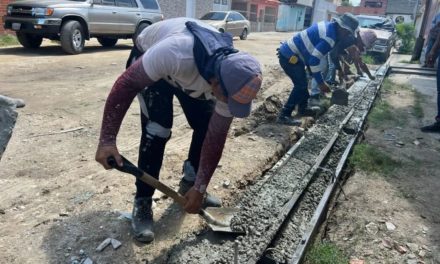 En Las Casitas de Guasimal realizaron trabajos de vaciado de brocales