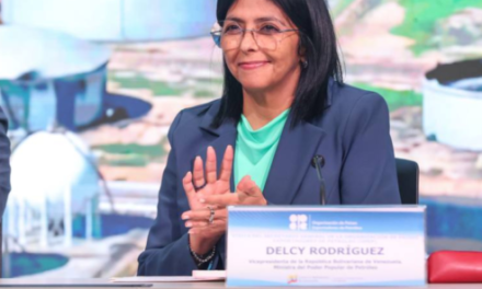 Delcy Rodríguez anunció inversiones para el impulso de la industria petroquímica