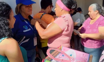 Mujeres zamoranas acudieron al Punto Rosa