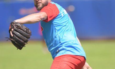 Cubano Lázaro Blanco viene a darlo todo en cada salida a la lomita