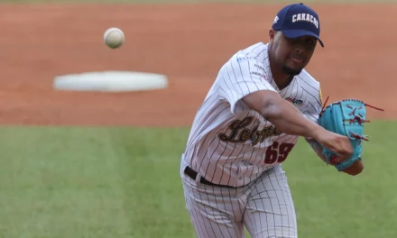 Jesús Vargas saca la cara por pitcheo de Leones