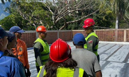 Realizan trabajos de impermeabilización en el Liceo Nacional Julio Morales Lara