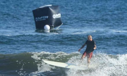 Inició Competencia surfistas  por el podio en El Salvador