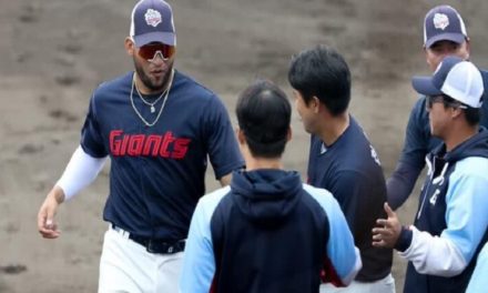 Víctor Reyes dejó números increíbles en Corea del Sur