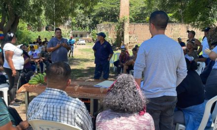 Campesinos de Revenga sostuvieron un encuentro en Paula Correa