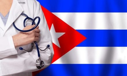 Califican de crucial labor médica de Cuba en Haití