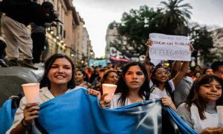 Universidades argentinas comienzan paro nacional de 24 horas