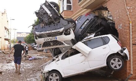 Mantienen búsqueda de desaparecidos tras paso de la DANA en Valencia