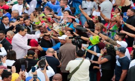 Pueblo y Revolución Bolivariana trascienden en Venezuela y América