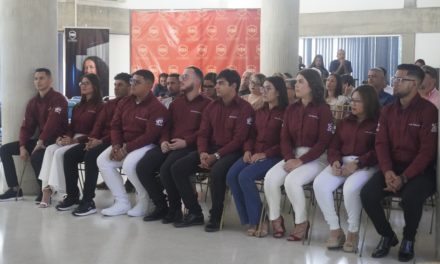 Nuevos contadores y administradores presenciaron clase magistral en la UBA