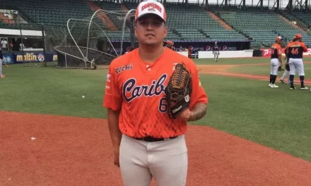 Mauricio Llovera fue cambiado a Tiburones