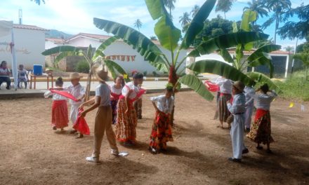 Habitantes de India Urquia celebraron el baile La Llora