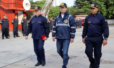 Alcalde Fuenmayor asegura que Bomberos de Valencia están a la vanguardia en la prevención de riesgos