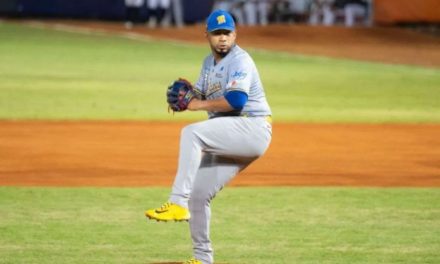 Junior Guerra destacó en la lomita contra Caribes