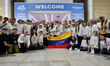 Presidente Maduro felicita a Semilleros Científicos por triunfo en Olimpiada de Robótica