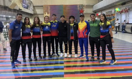 Selección nacional de Bádminton busca brillar en El Salvador