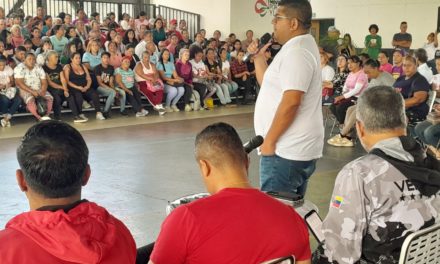 Poder Comunal del Eje Este y PSUV participaron en Consulta Popular