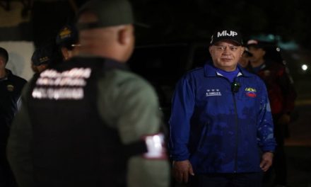 Ministro Diosdado Cabello supervisó puntos de control y patrullaje nocturno en Aragua