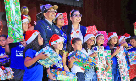 Ejecutivo regional y Frnsa llenaron de sonrisas a niños aragüeños