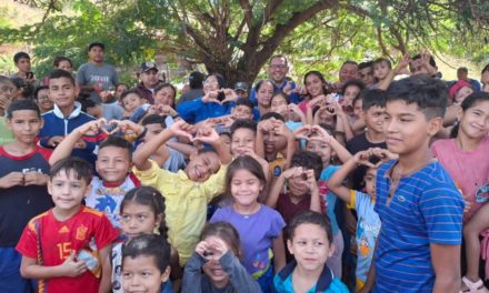 Gobernadora Karina Carpio recorrió sector  Monte de Sinaí en Zamora