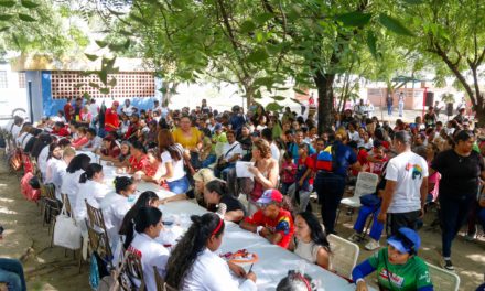 Mega jornada de salud atendió a 1.500 militantes del Psuv