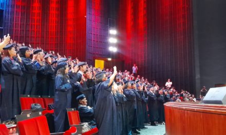 UBV graduó a más de 200 nuevos profesionales de la República