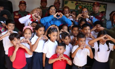 Muchachada aragüeña inició el segundo momento pedagógico de clases