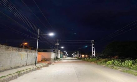 Plan Luciérnaga iluminó el Bosque y La Segundera en Sucre