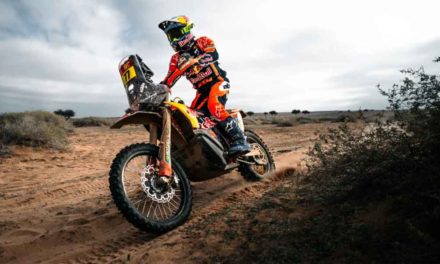 Argentino Benavides gana quinta etapa de motos en Rally Dakar 2025