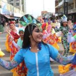 Más de 30.000 personas asistieron al grito del Carnaval en Barcelona