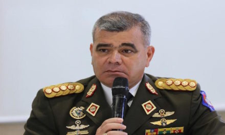 Ministro Padrino López denuncia campaña mediática que busca manipular la lucha del Gobierno Bolivariano por la defensa del Esequibo
