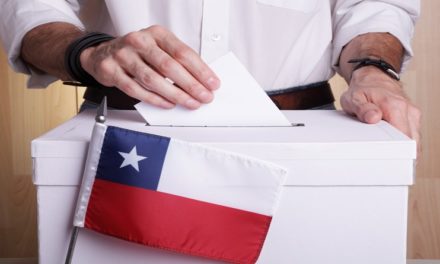 Chile aprobó restitución del voto obligatorio para revertir la baja participación en las elecciones