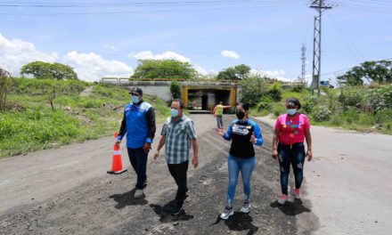Gobierno Bolivariano inició Plan de Asfaltado en sector La Julia de Mariño