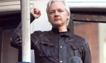 Presidente López Obrador llama a liberar a Julian Assange