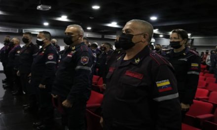 Más de 5 mil bomberos fueron ascendidos en todo el territorio nacional en su día