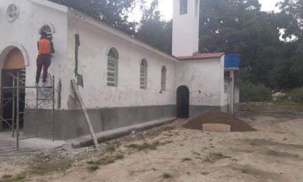 Gobierno de Aragua avanza en la rehabilitación de la capilla de la Santa Cruz de El Limón