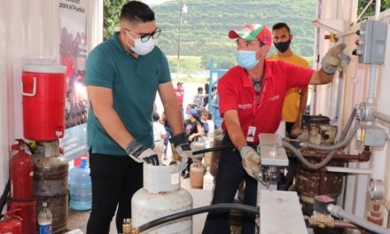 Más de 2 mil 300 familias de Santos Michelena favorecidas con operativo de Pdvsa Gas Comunal