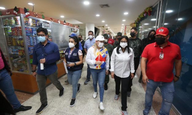 Vicepresidente Delcy Rodríguez inspeccionó comercios en el marco de la nueva expresión monetaria