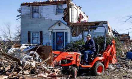 China envía condolencias al pueblo de EE.UU. por impacto destructivo de tornados