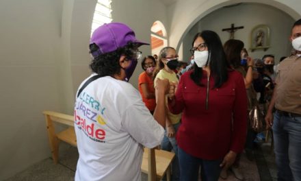 Gobierno Bolivariano entregó capilla La Santa Cruz a comunidad Caja de Agua