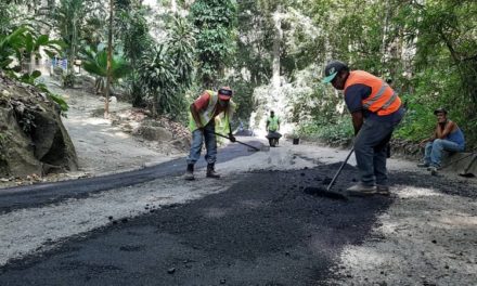 Alcaldía de Girardot avanza en labores de asfaltado en el municipio