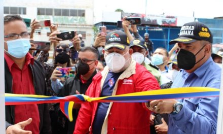 Gobierno de Aragua inauguró primera farmacia Guardianes de la Patria